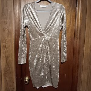 Astr Velvet Midi Dress in Cream